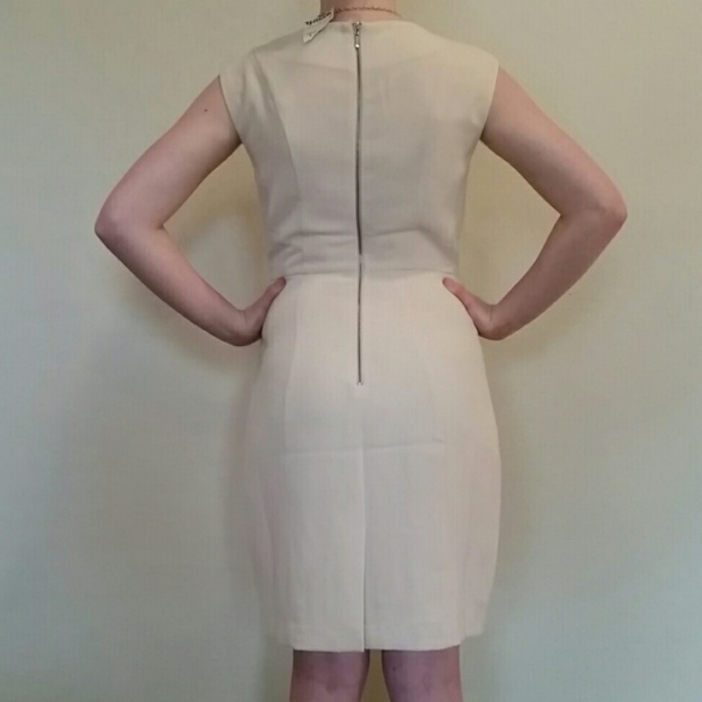 Honestee Dress - Picture 4 of 5